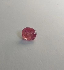 Bixbit, roter Beryll 0,4 Ct