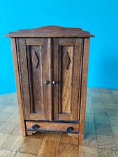 Alter Schrank Kleiderschrank