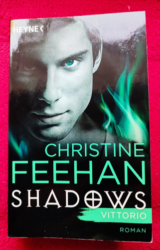 Christine feehan shadows - christine,