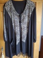 Hingucker-Jacke von Jean Marc Philippe, Gr. 50/52/54, schwarz mit Leomuster