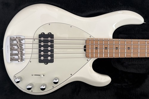 Music man usa stingray - music,