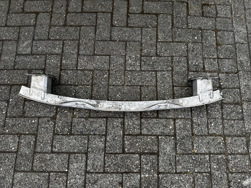 Stoßstangenträger