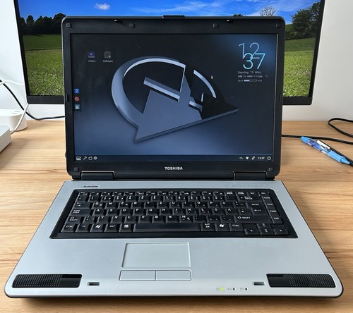 Laptop toshiba satellite l40 - toshiba,
