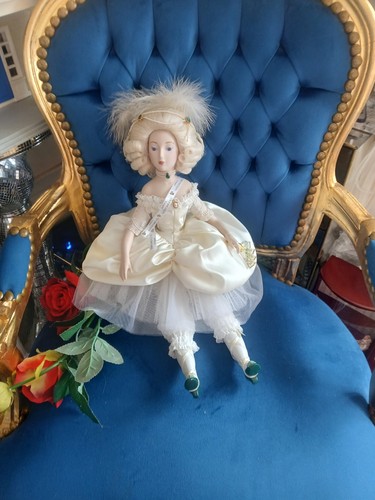 Künstlergekleidete marie - künstlergekleidete,