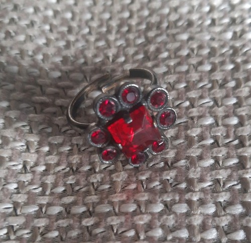 Silberfarbener ring rote - silberfarbener,
