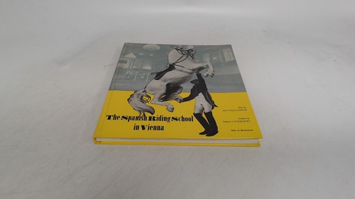 The spanish riding - spanish,