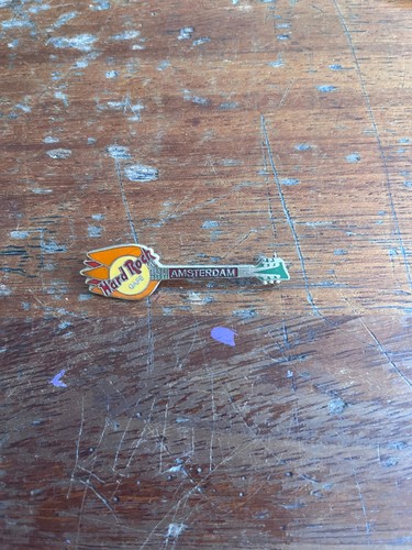 Vintage hard rock cafe - rock,