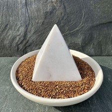 Marmor Pyramide Deko 7cm zufällige Farbe Flaschengarten Steingarten