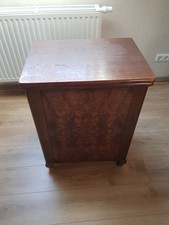 Alte Nähmaschine Marke Phoenix, versenkbar im Schrank