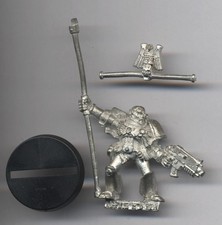 Warhammer 40k Classic Firstborn Metall Space Marines Bannerträger