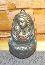 kleines Weihwasserbecken für die Wandanbringung