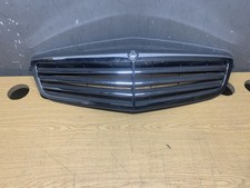 Grill Kühlergrill Mercedes Benz C Klasse W204 A204 880 12 83 Bj. 2007 2011 CHROM