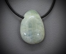 +Natur+ AQUAMARIN EDELSTEIN-ANHÄNGER TROMMELSTEIN - gebohrt mit Lederband #T21