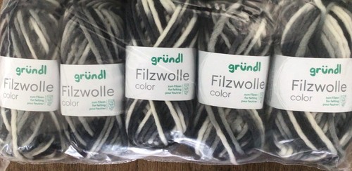 Filzwolle color - (kg/48€),