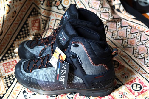 Trekkingschuhe wasserdicht