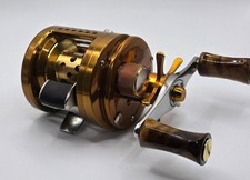 Shimano Calcutta Conquest 250DC Baitcastrolle Rechtshand aus Japan
