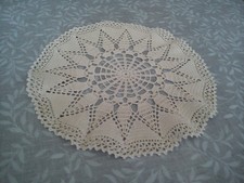 Deckchen gehäkelt, echte