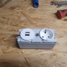 Hager GS16009016 Steckdose 1-fach USB-Charger A+C, verkehrsweiß