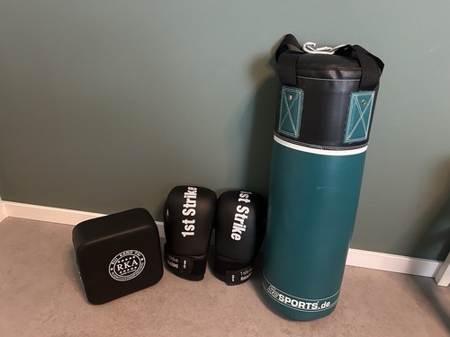 Boxsack mit zubehör und - mit,
