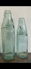 2 antike Codd-Neck