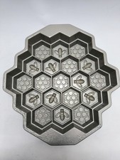 Nordic ware beehive - pull, apart