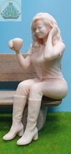 Modellfigur nadja sitzende - modellfigur,