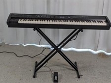 ROLAND RD-700GX / Serial #