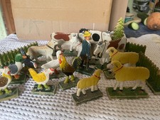 Altes Holzspielzeug,Aufsteller,Bauernhoftiere,bemalt,Schafe Kühe,Geflügel Ziege