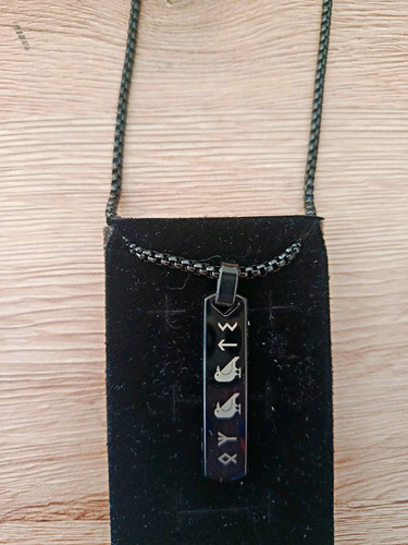 Schwarze halskette mit gravur - schwarze,
