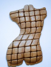 Frauentorso. Wand Skulptur 