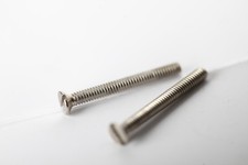 Arnold Spur N Ersatzteil für 2912 Schienenbus  Schrauben (336998)