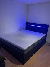 Boxspringbett mit LED, schwarz, 160x200 cm