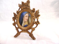 Heiligenbild Porzellan Bemalt Heilige Madonna in Holzrahmen