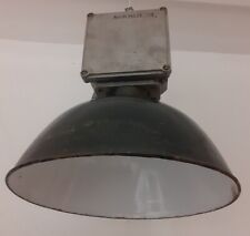 R1-04) Alte DDR LBL Emaillampe