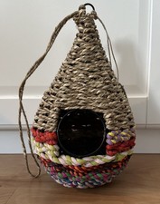 Großes Natur Vogelhaus