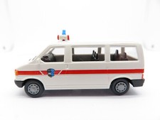 313HO /131 - Roco HO aus 2413 - VW Bus T4 weiß Polizei Schweiz - top Typ 1