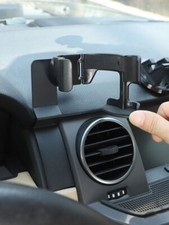 Schwarz Armaturenbrett Phone