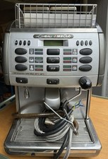 Cimbali M3 Club Espressomaschine Cappuccinomaschine Kaffeevollautomat