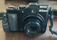 Nikon Coolpix P7000 Camera