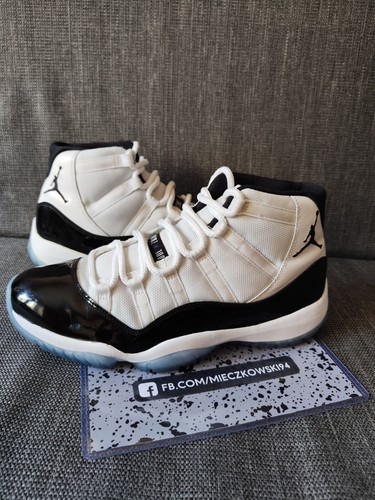 Size jordan 11 retro - 10,