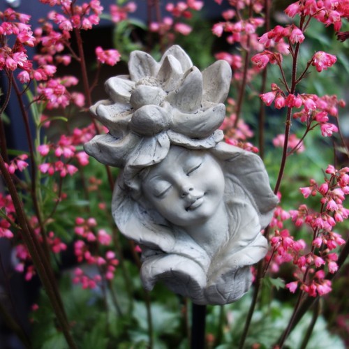 Blumenkind gartenfigur - blumenkind,
