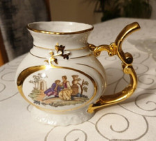 Porzellan Trinkgefäß / Schnabeltasse gemarkt Made in Czechoslovakia m. Goldrand.