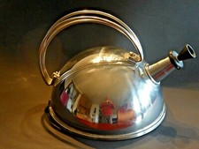 S3-  Flötenkessel Wasserkocher  WMF Cromargan 18/10 Design Jo Lauben um 1960