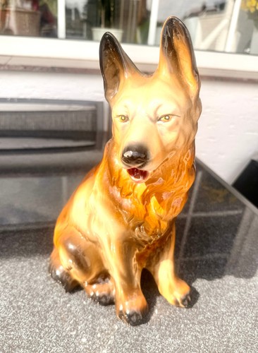 Deutscher schäferhund aus - deutscher,