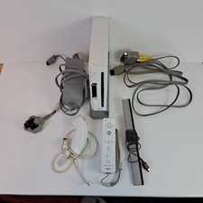Nintendo Wii Konsole + 5