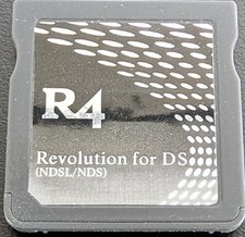 R4 Revolution for DS mit 4GB Speicherkarte Nintendo DS NDS gebraucht Modul