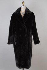 Marc Cain eleganter Kunstpelz-Mantel, schön kuschelig, schwarz N6