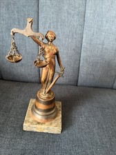 Messing Bronze Skulptur Justitia auf MARMOR Gericht JURA Recht Lady Justice