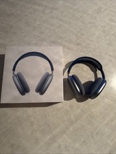 AirPods Max - (WORN TWICE) Sky