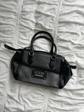 Grau-schwarze originale